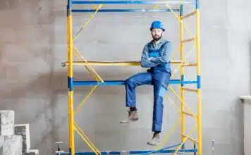 Choisir le bon échafaudage : Conseils pour une location réussie